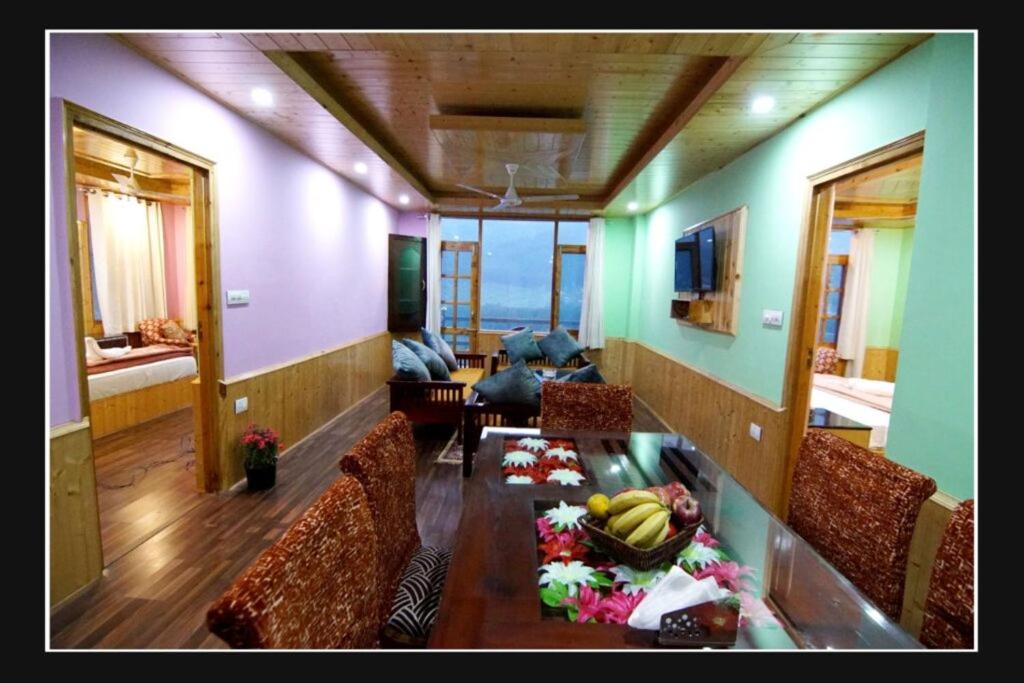 Lotus Cottage Manāli Exteriör bild